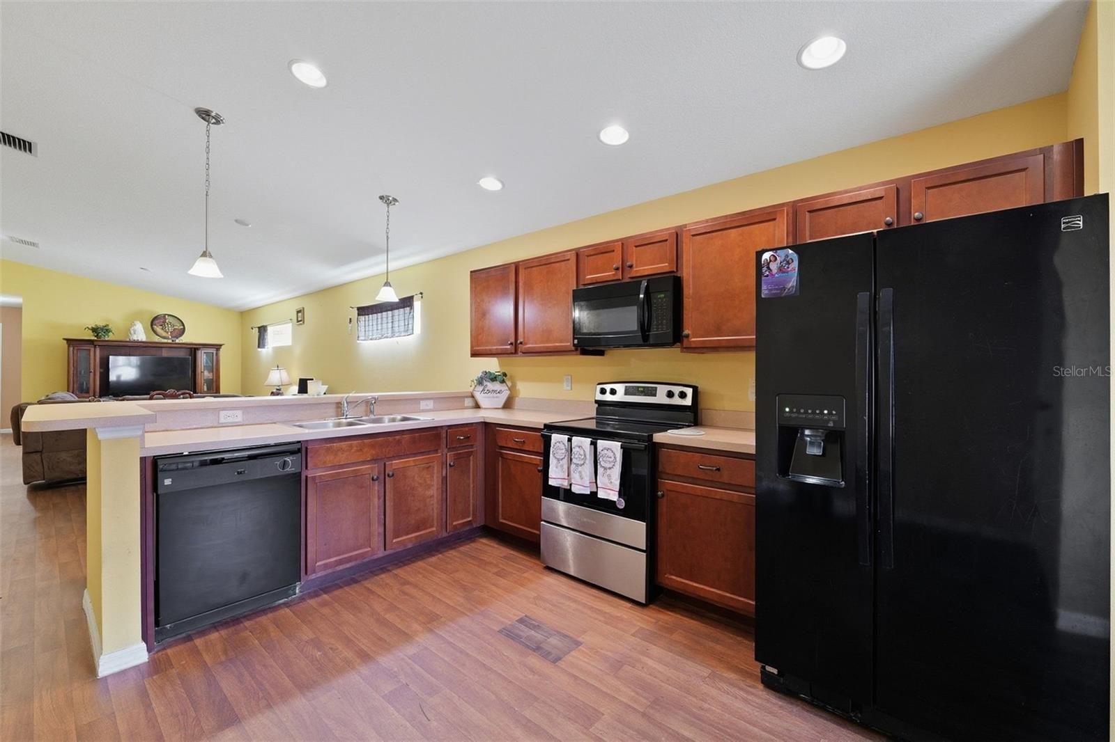 CORTEZ LANDINGS - Residential