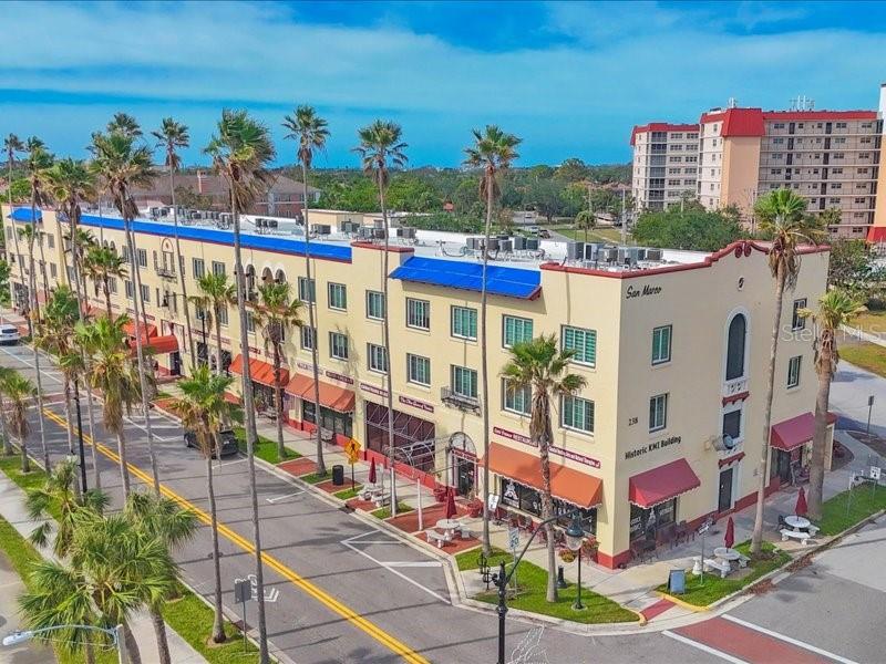 SOUTH VENICE - Residential