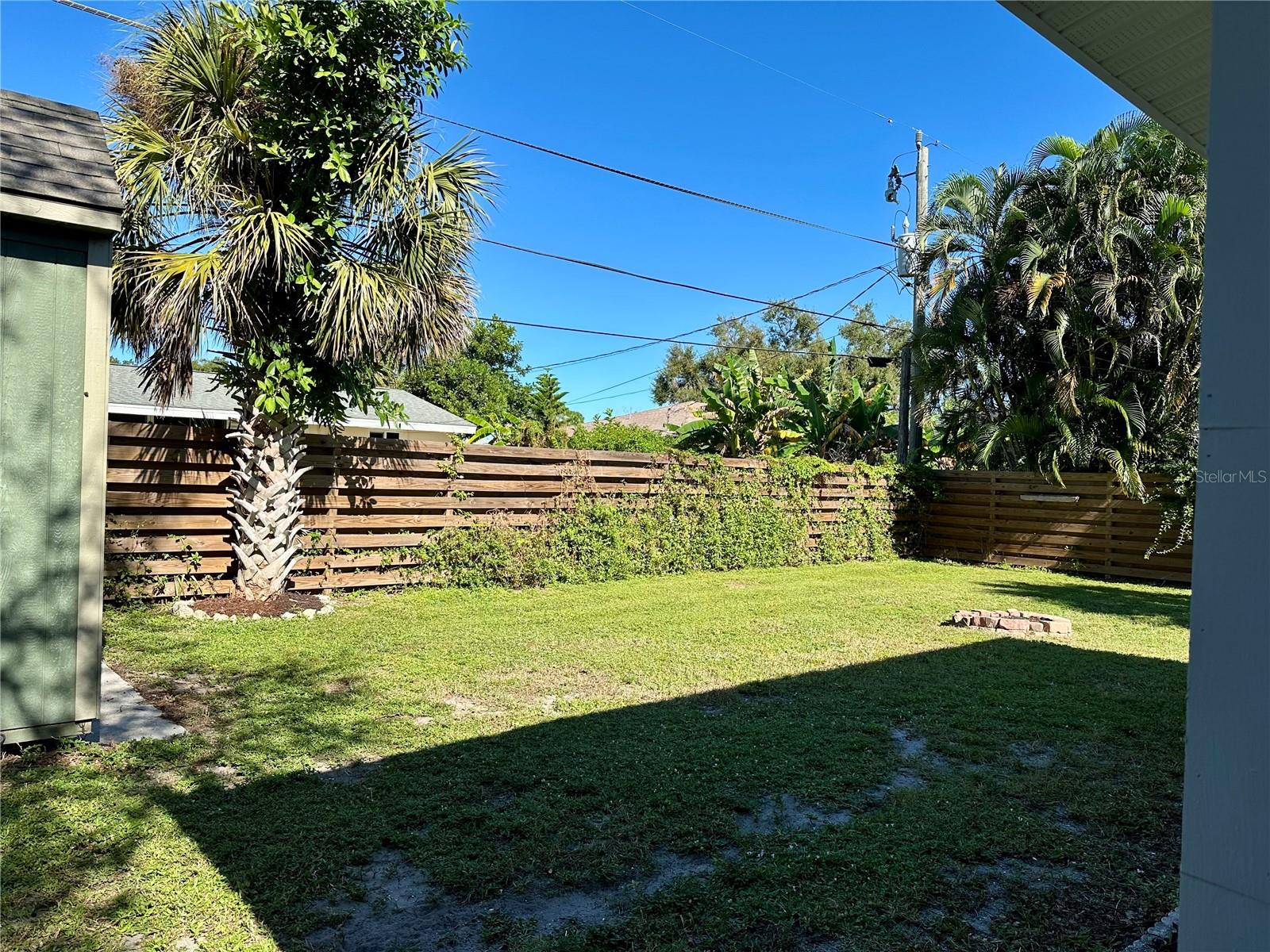 SOUTH VENICE - Residential