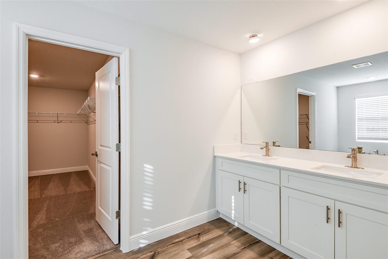 PASADENA WOODS - Residential