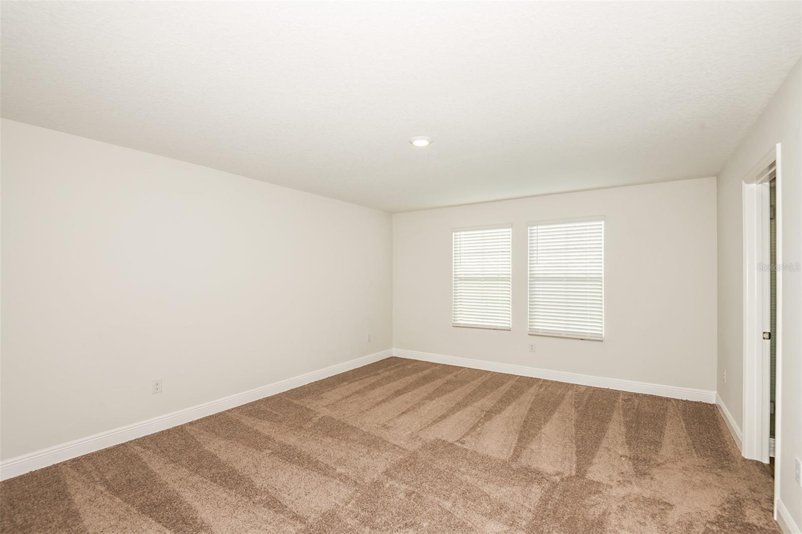 PASADENA WOODS - Residential