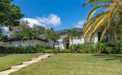 217 HIGHLAND WOODS DRIVE SAFETY HARBOR FL 34695