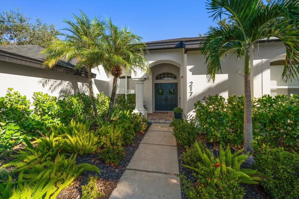 Photo of 217 Highland Woods Drive, Safety Harbor, FL 34695 (MLS # TB8439053)