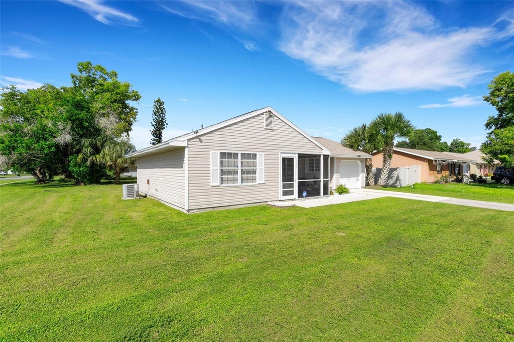 Photo of 7595 Berwick Street, North Port, FL 34287 (MLS # A4709353)