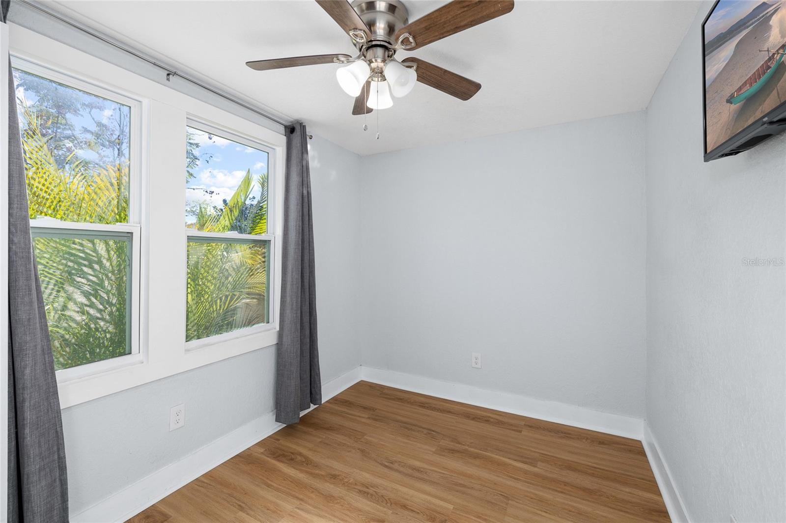 BOUR LANDS - Residential Lease