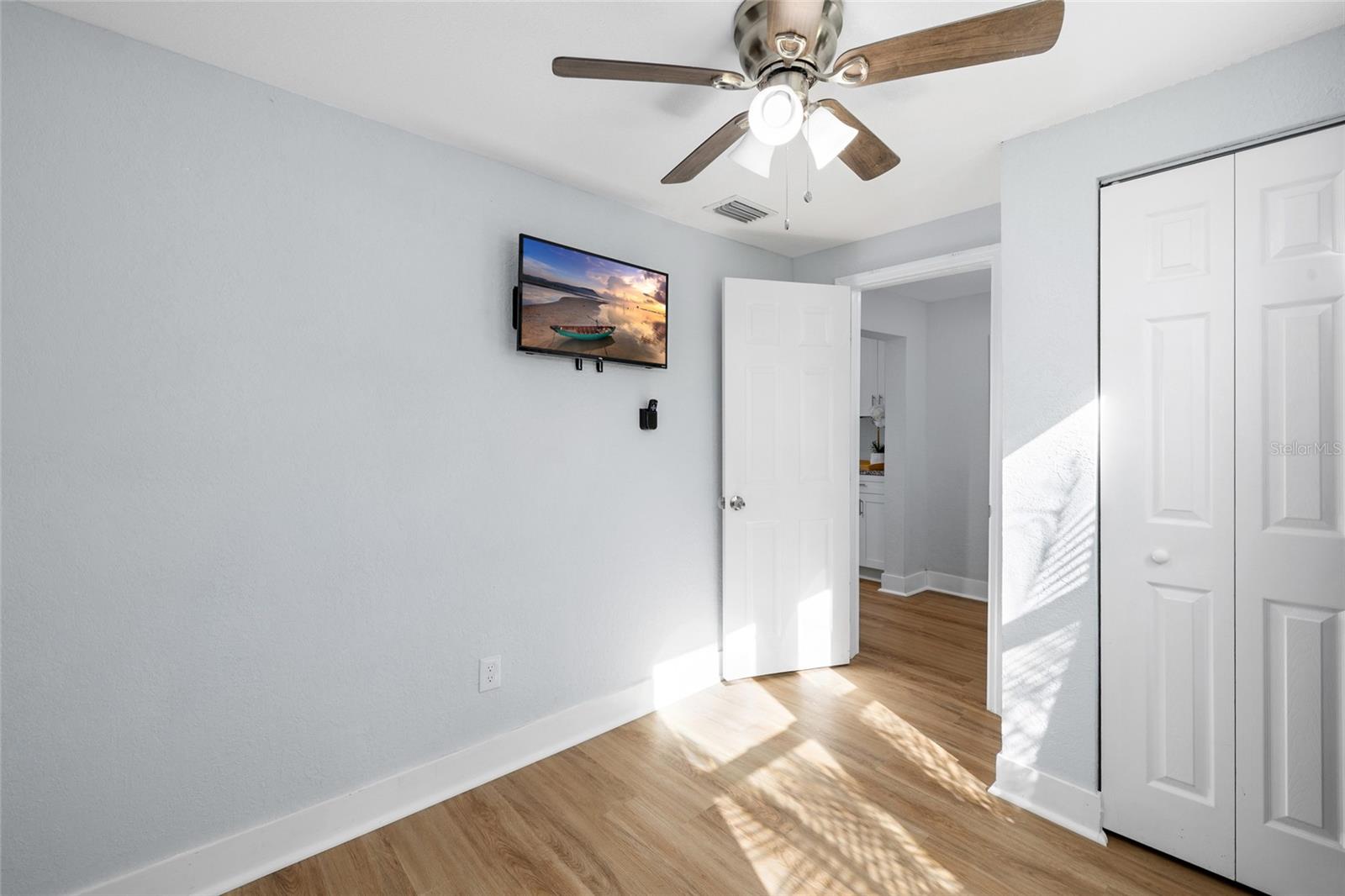 BOUR LANDS - Residential Lease