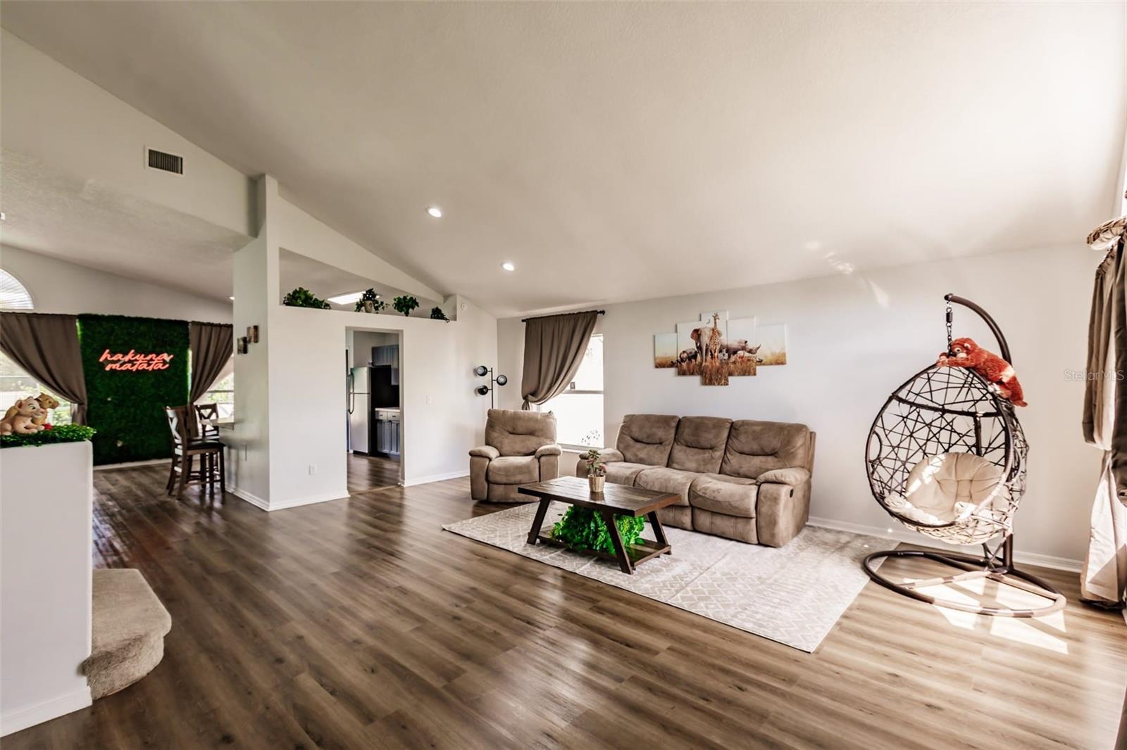 3022 BRANSBURY COURT