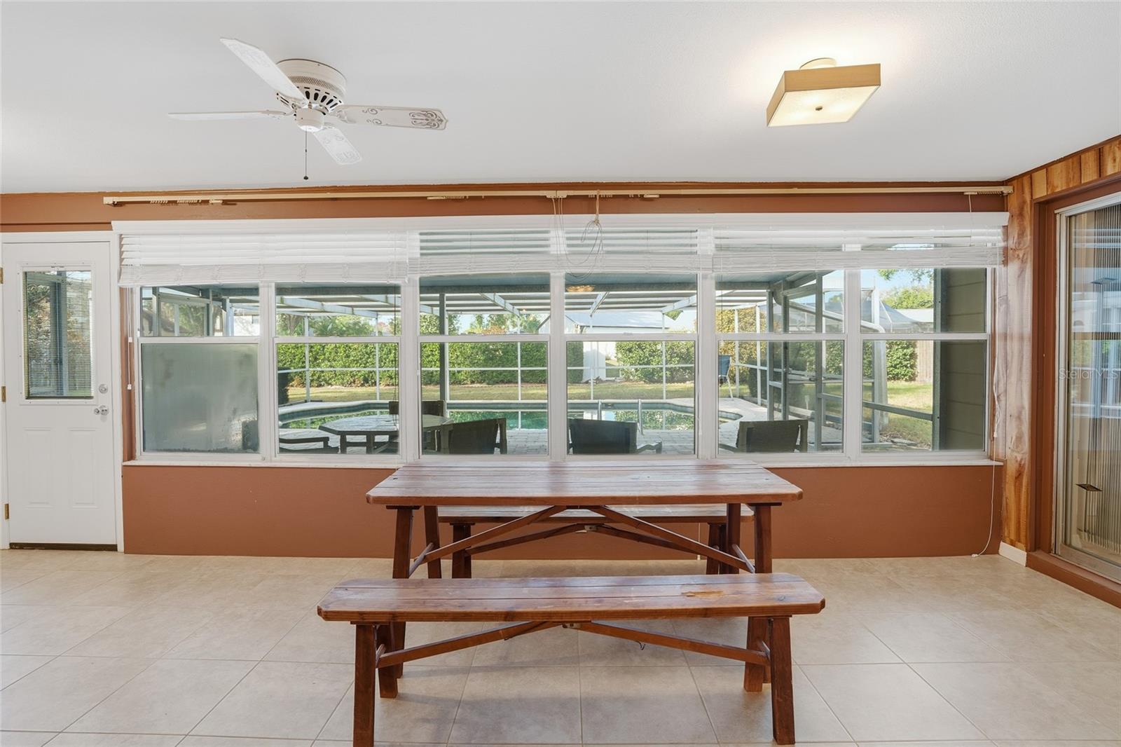 SOUTH GROVE ADD - Residential