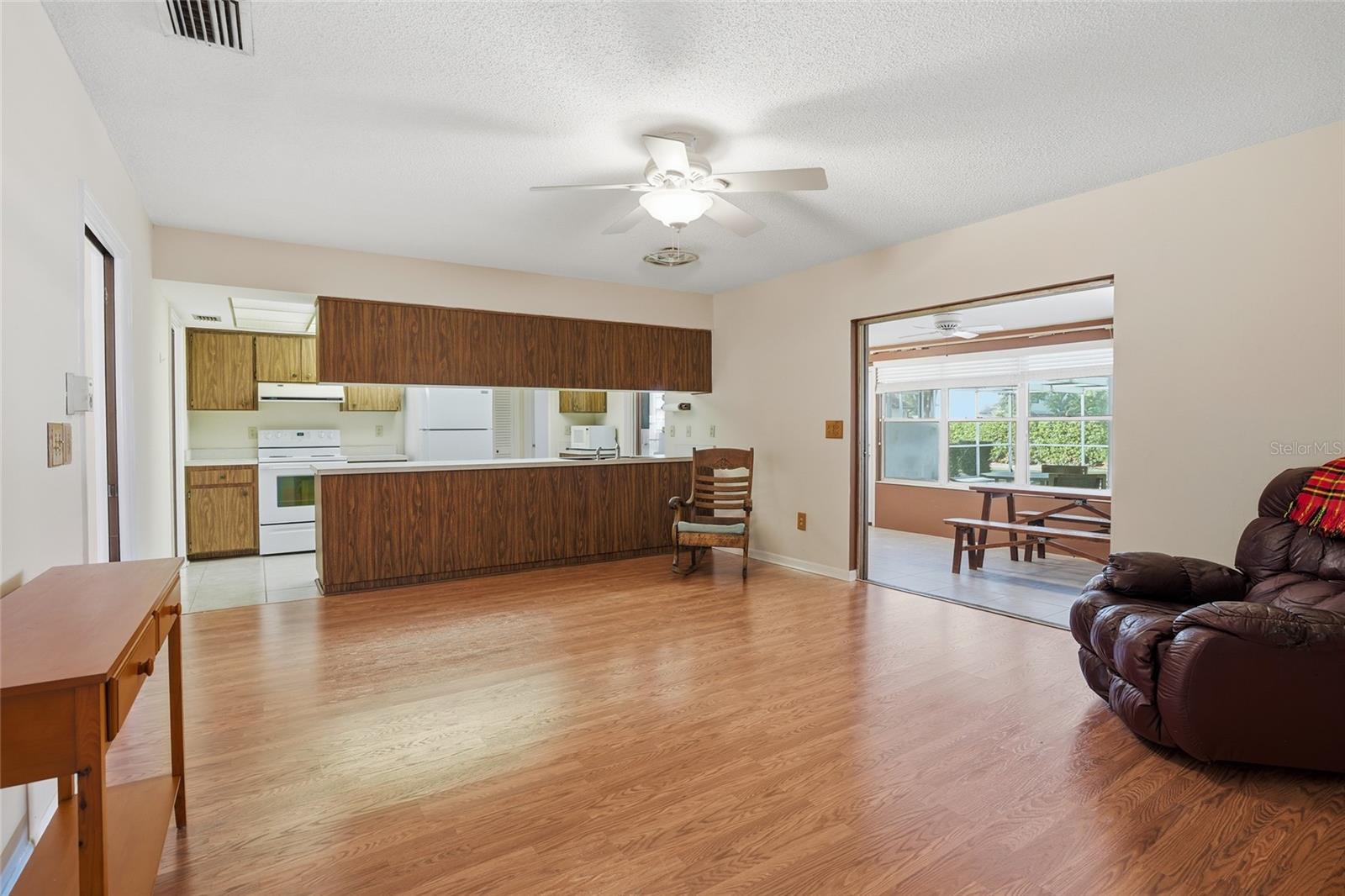 SOUTH GROVE ADD - Residential