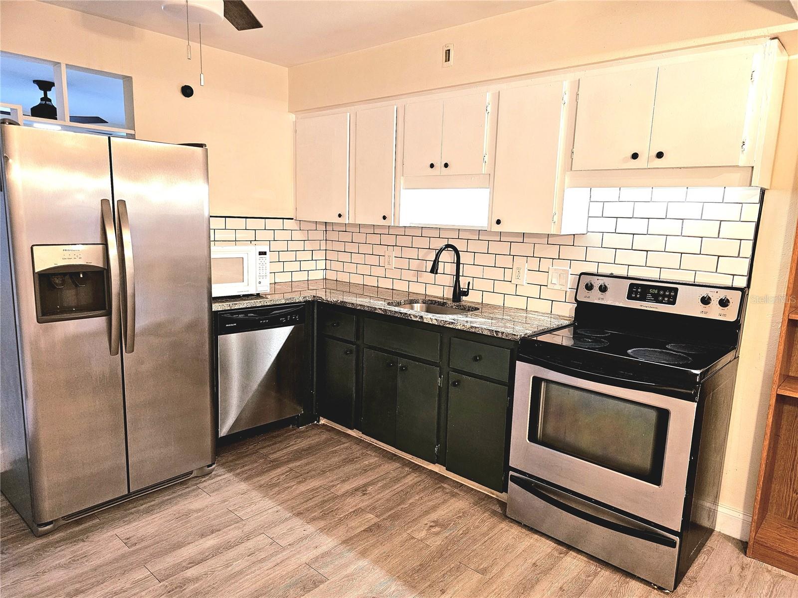 MERNA MANOR 1ST ADD - Residential Lease