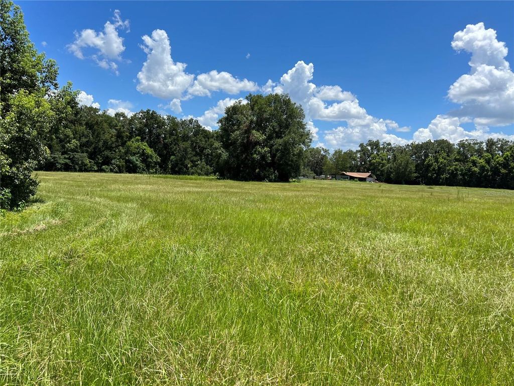 Photo of 5500 SE 24th Street, Ocala, FL 34480 (MLS # OM643873)