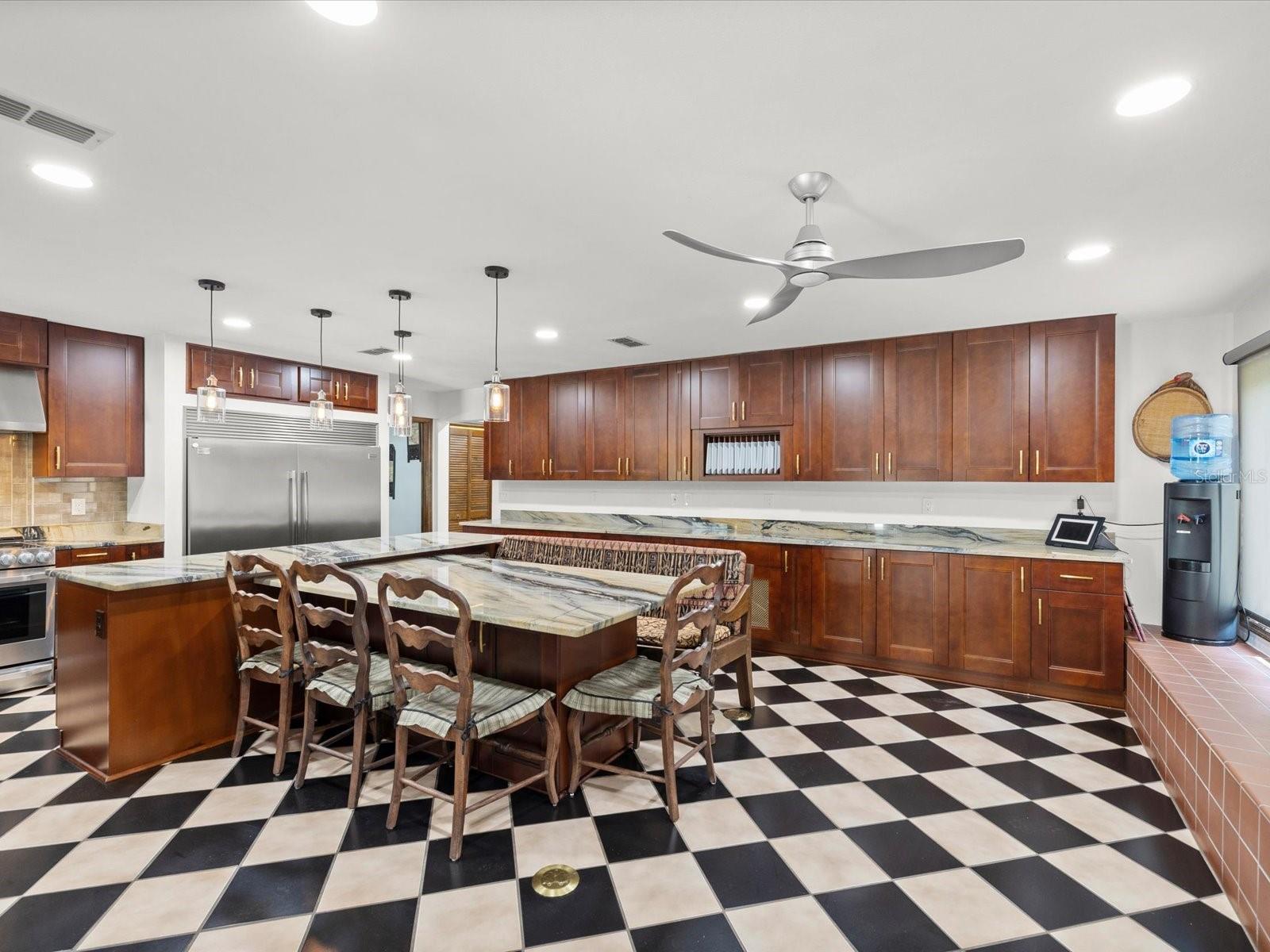 HIDDEN LAKE ESTATES - Residential