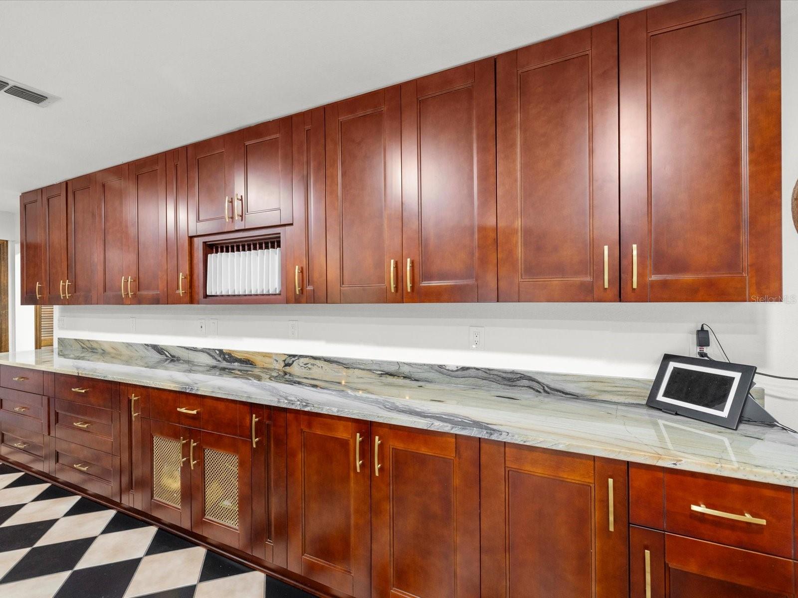 HIDDEN LAKE ESTATES - Residential