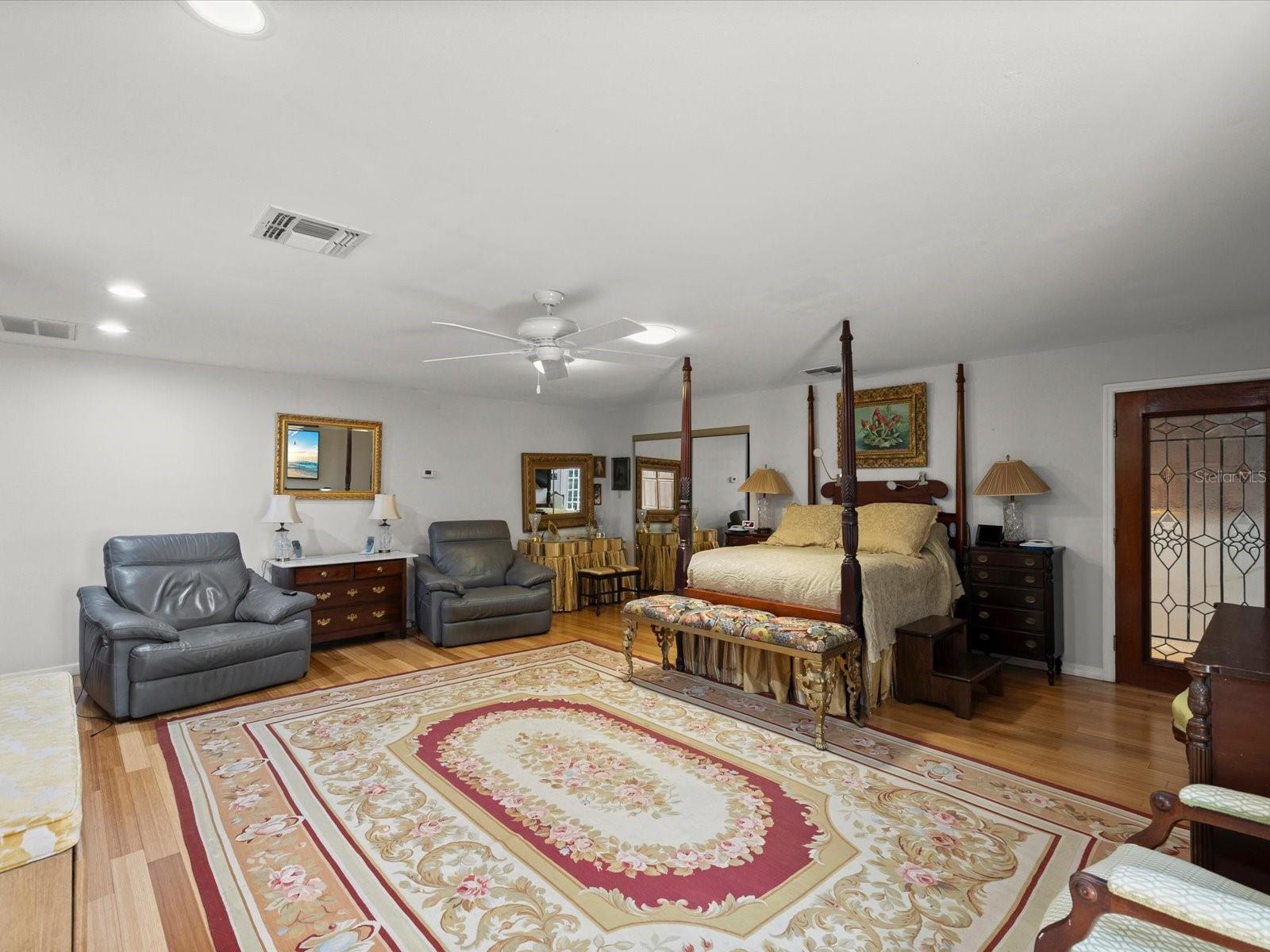 HIDDEN LAKE ESTATES - Residential