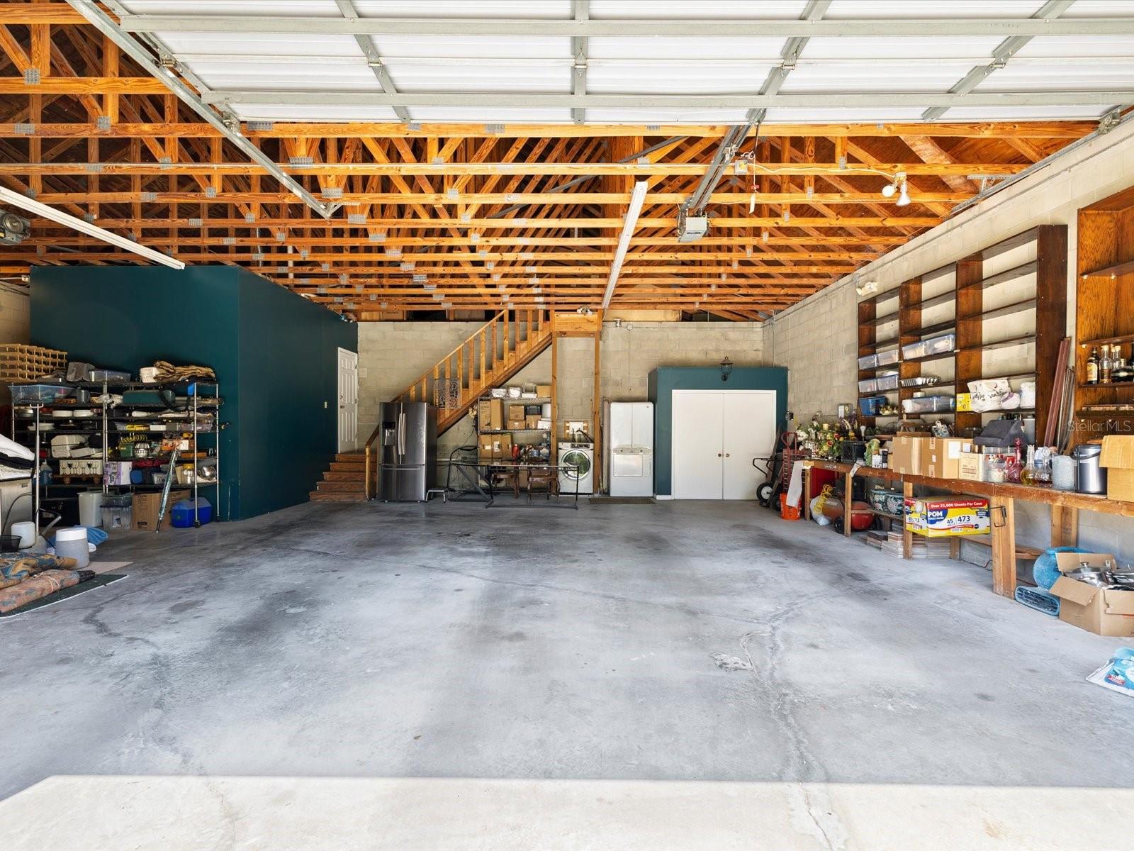 HIDDEN LAKE ESTATES - Residential