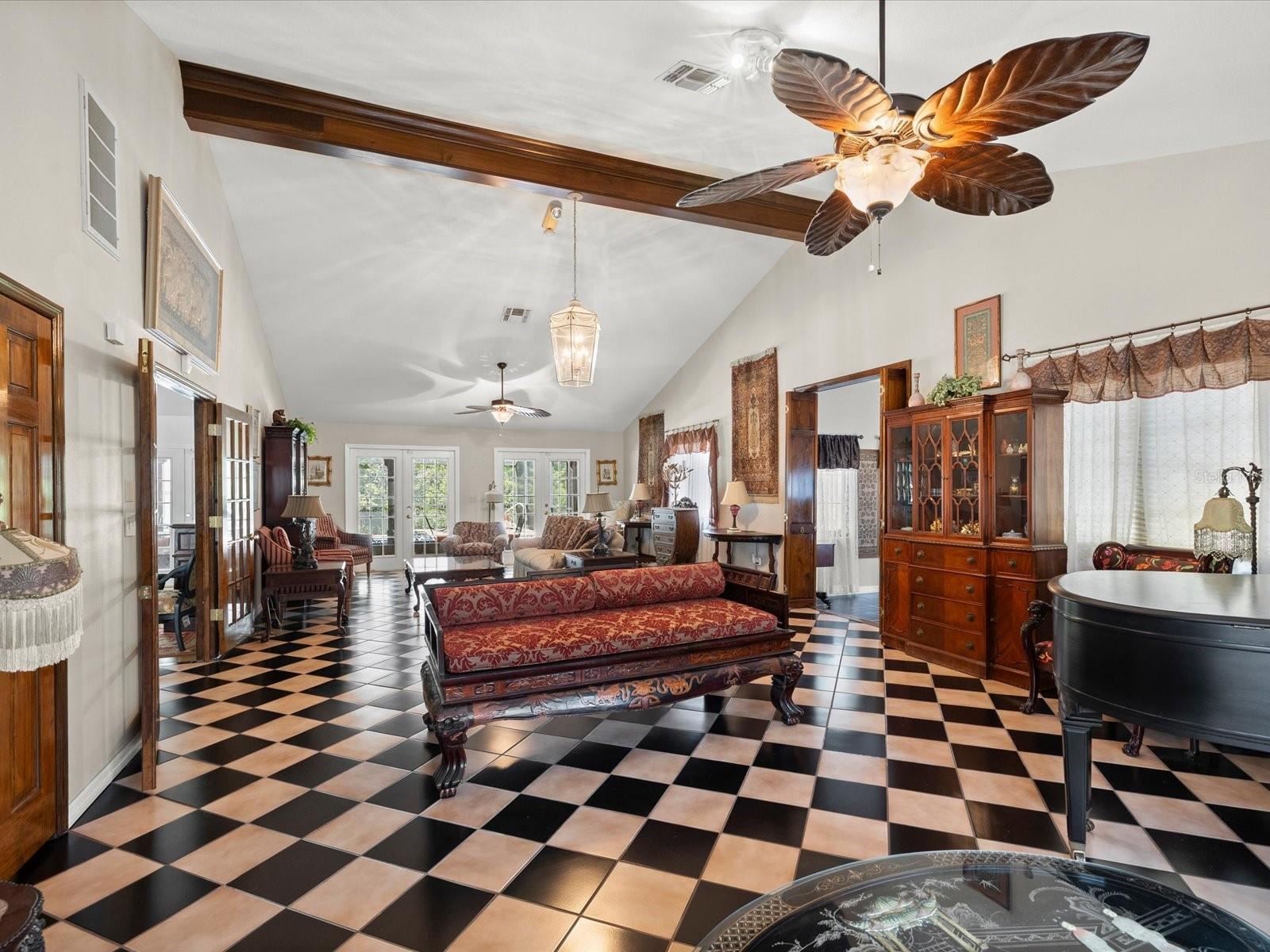 HIDDEN LAKE ESTATES - Residential