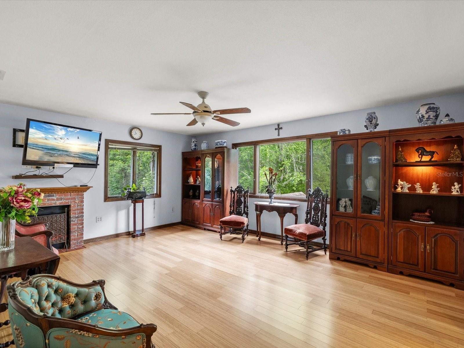 HIDDEN LAKE ESTATES - Residential