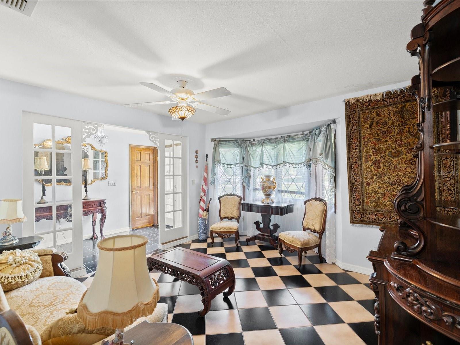 HIDDEN LAKE ESTATES - Residential