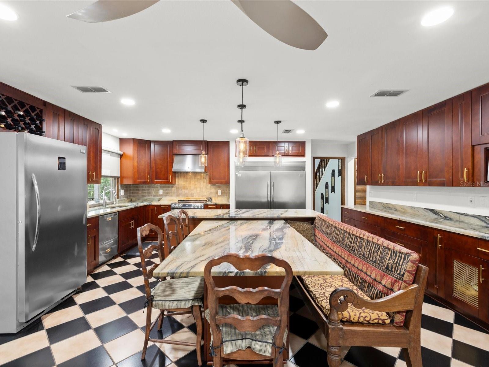 HIDDEN LAKE ESTATES - Residential