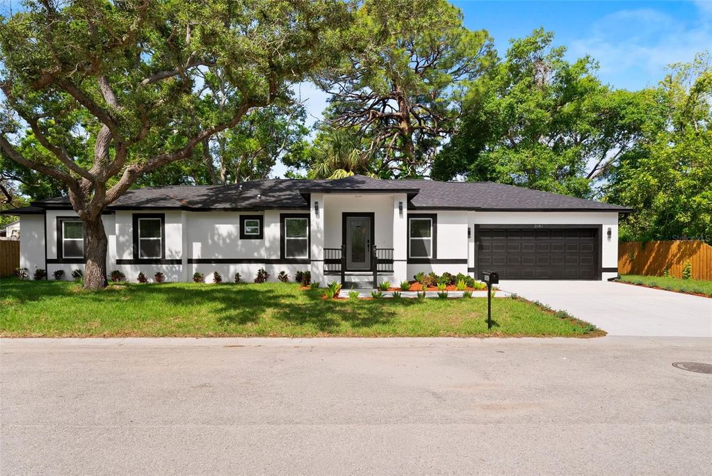 Photo of 5062 80th Lane N, St Petersburg, FL 33709 (MLS # TB8498067)