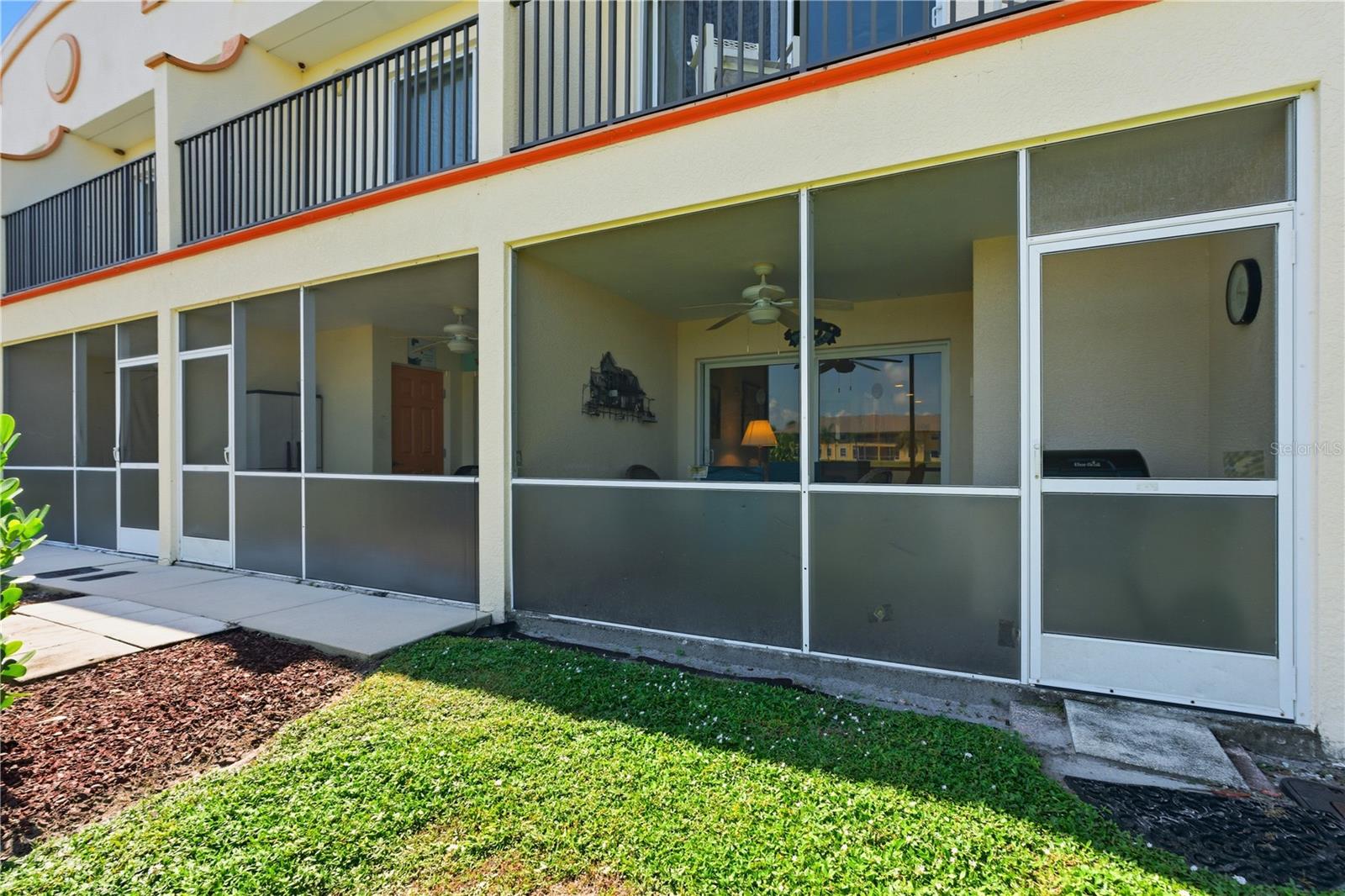 TOWNHOMES DEEP CREEK TR E - Residential