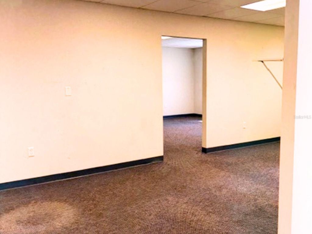 Photo of 233 12th Street SW, Largo, FL 33770 (MLS # TB8492551)