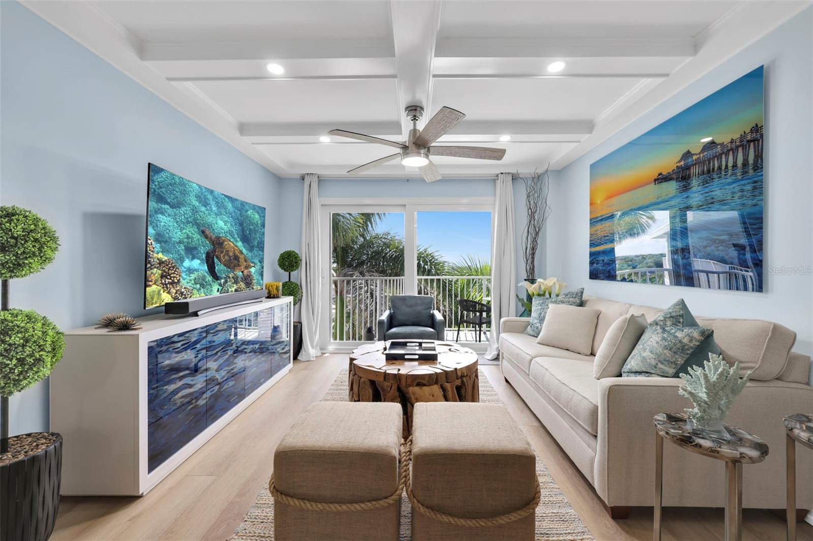 DEL MAR CLUB COOP - Residential Lease