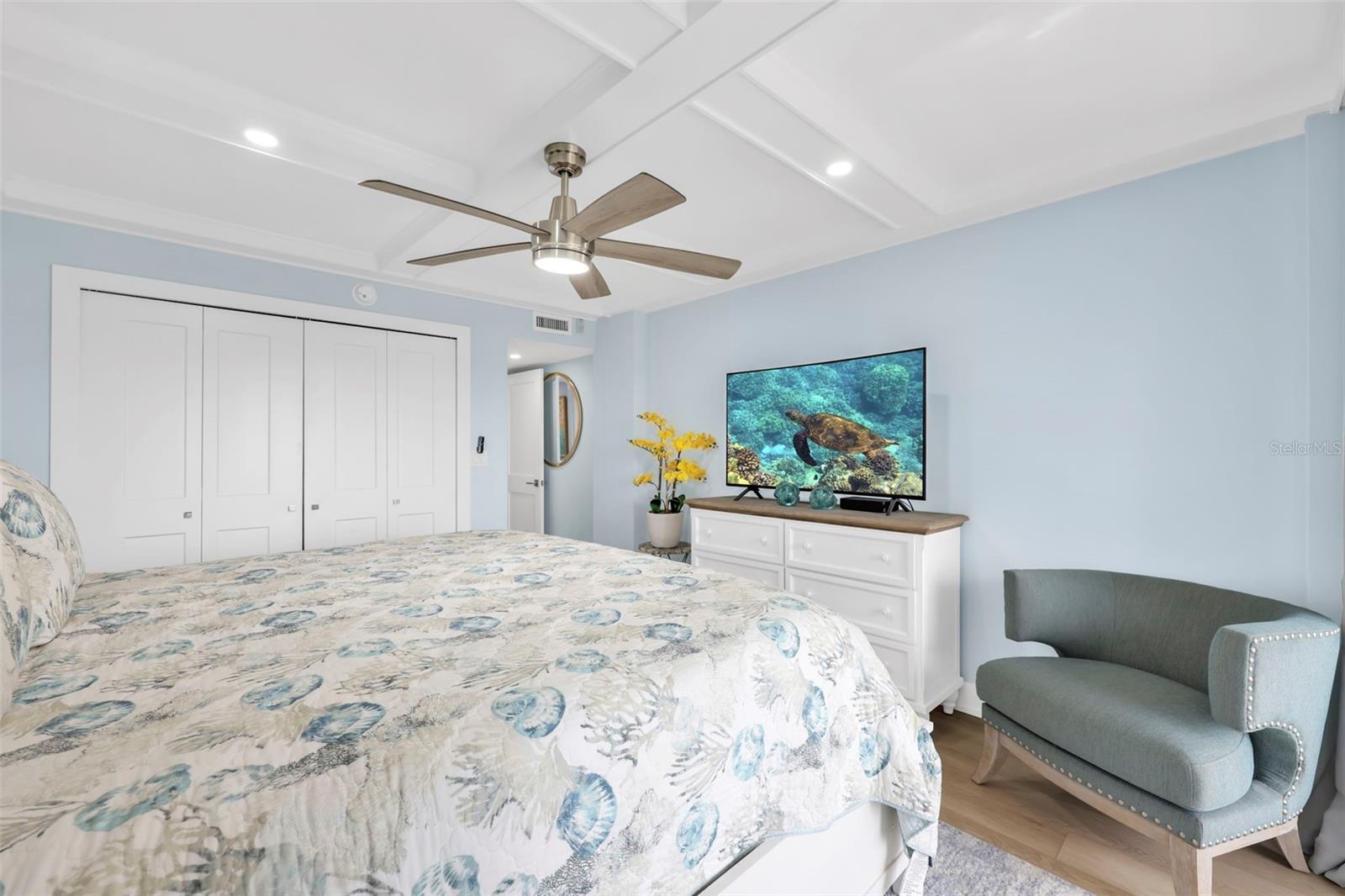 DEL MAR CLUB COOP - Residential Lease