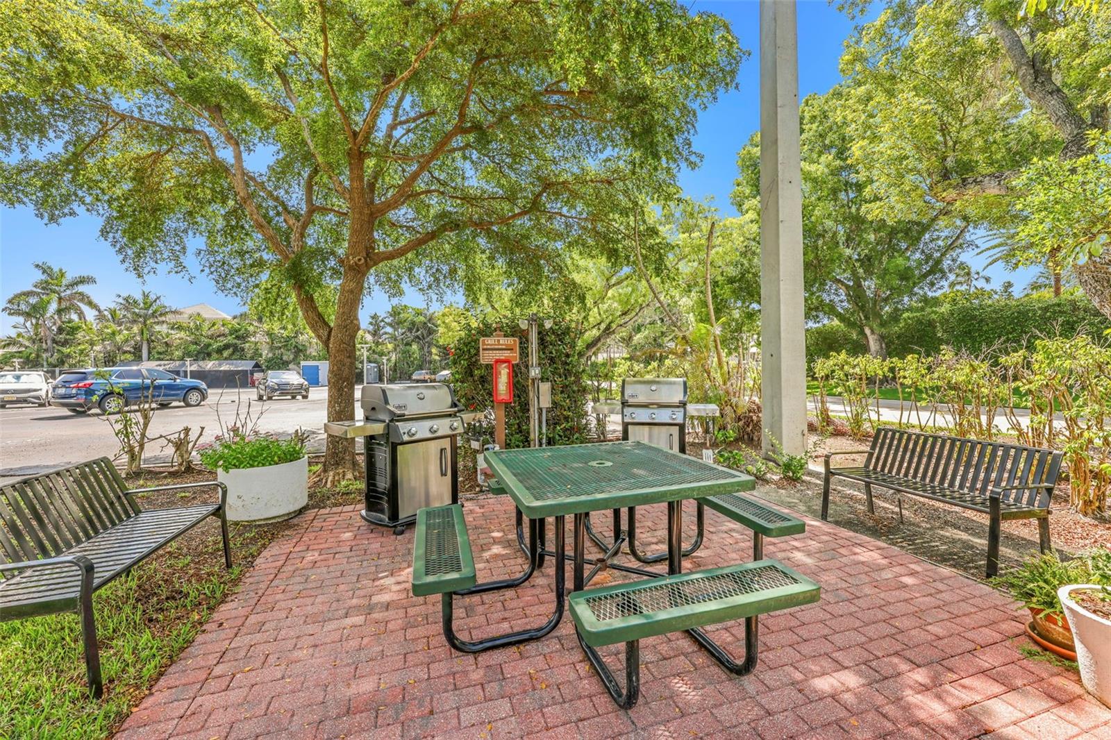 DEL MAR CLUB COOP - Residential Lease