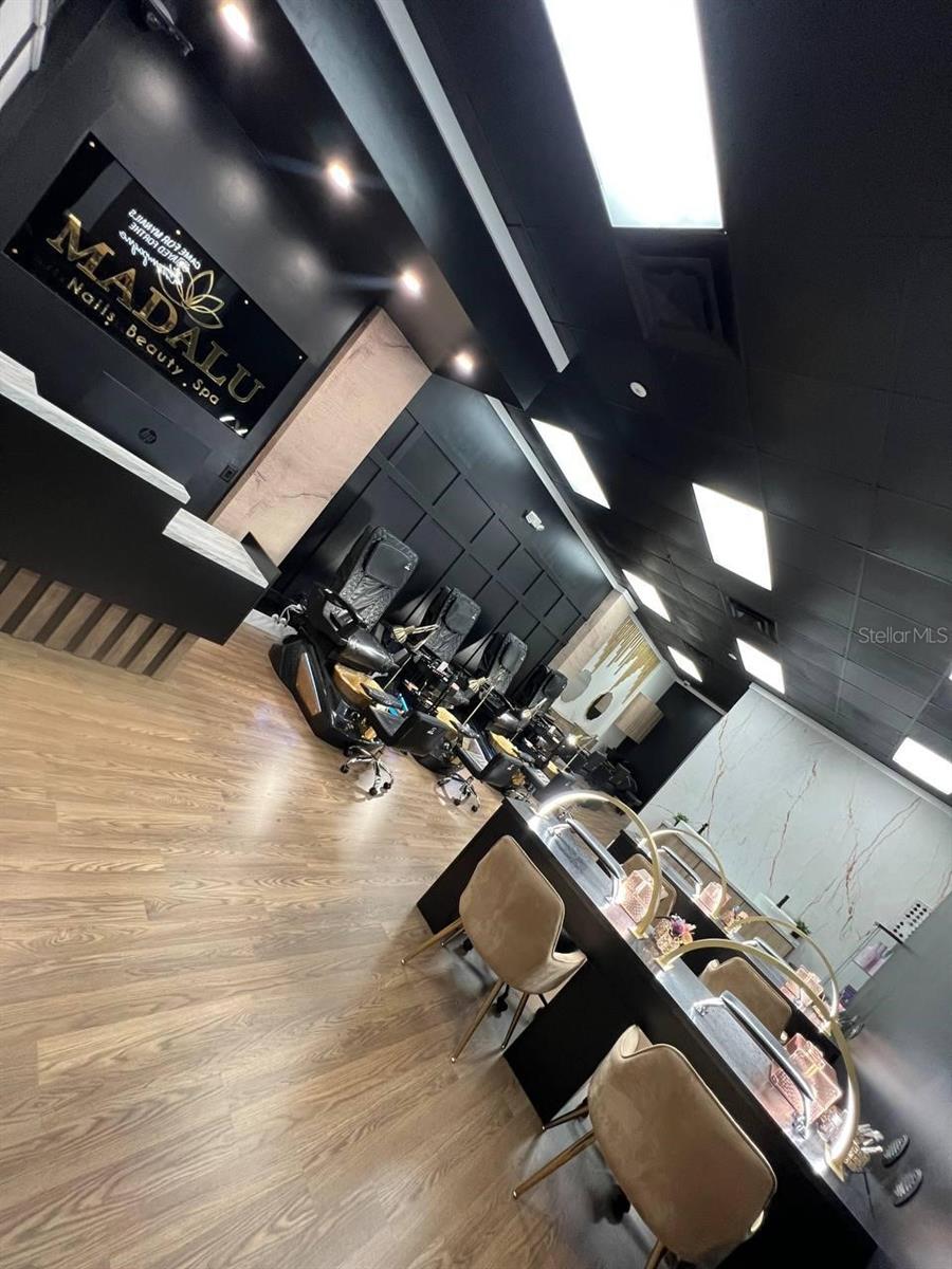 14650 GATORLAND DRIVE 8