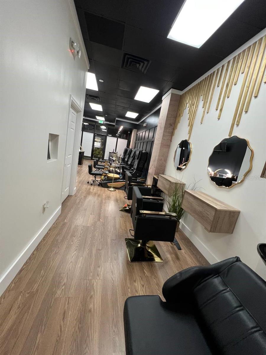 HUNTERS CREEK TR REP - Commercial Sale