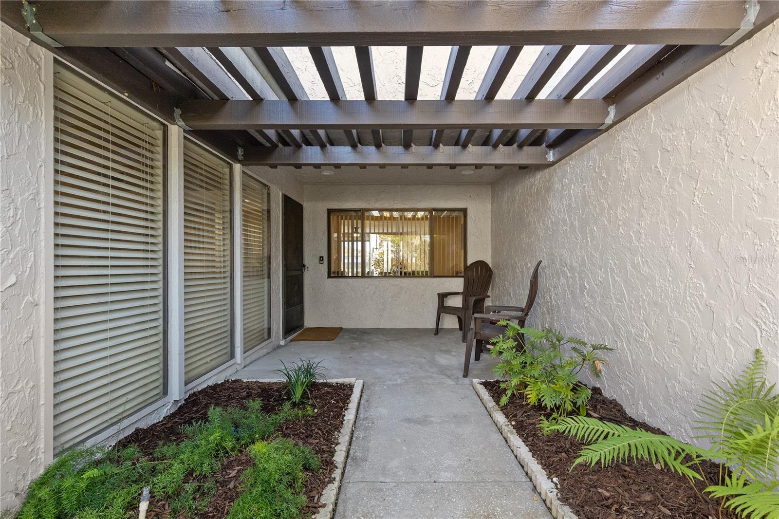 CARROLLWOOD VILLAGE FAIRWAY TO - Residential