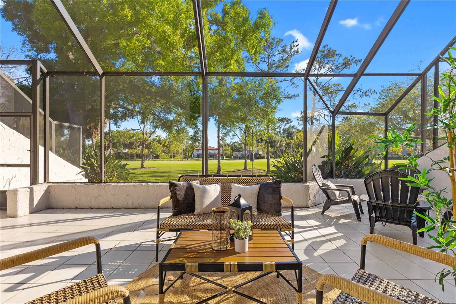 CARROLLWOOD VILLAGE FAIRWAY TO - Residential