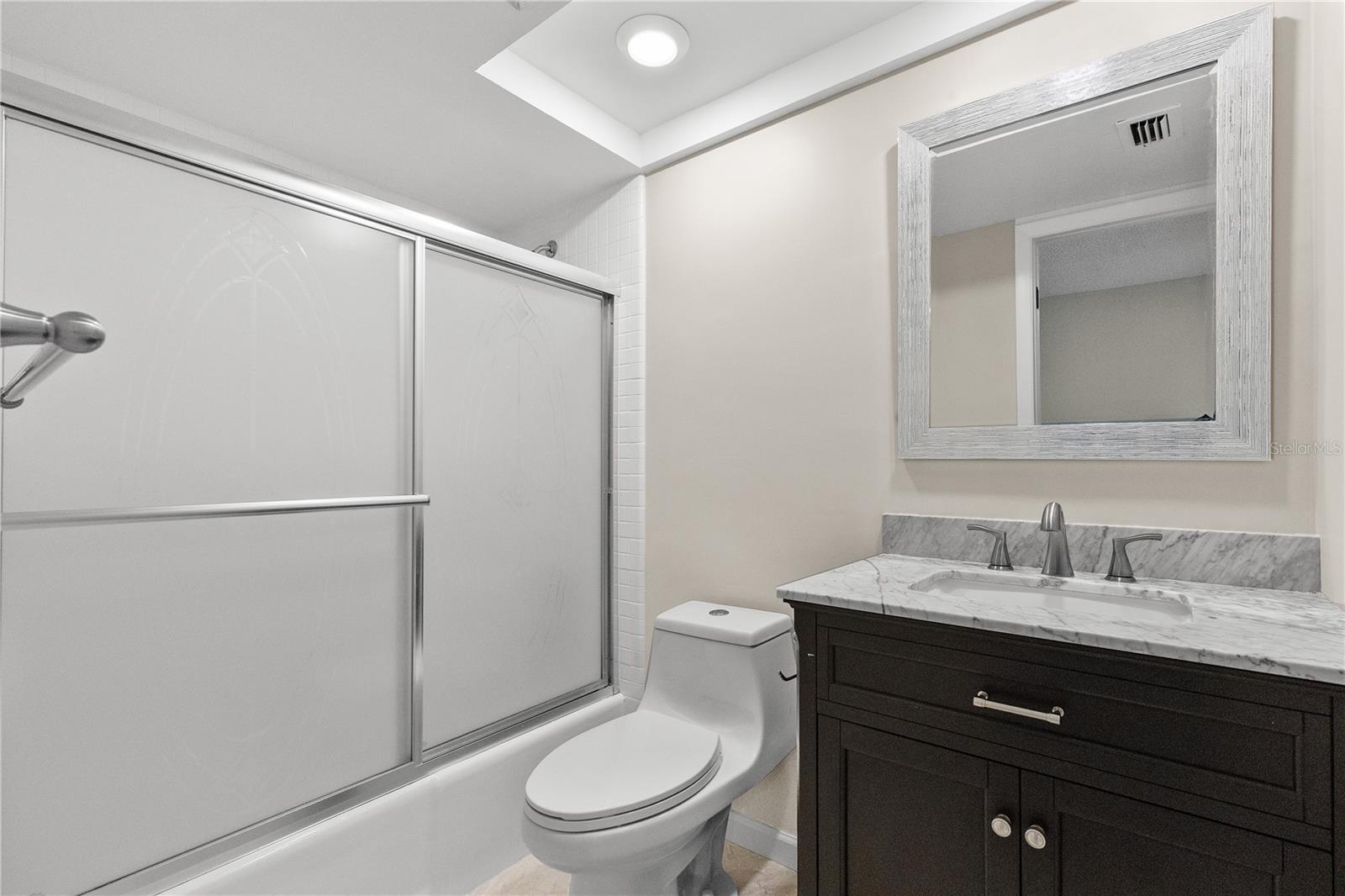 CARROLLWOOD VILLAGE FAIRWAY TO - Residential