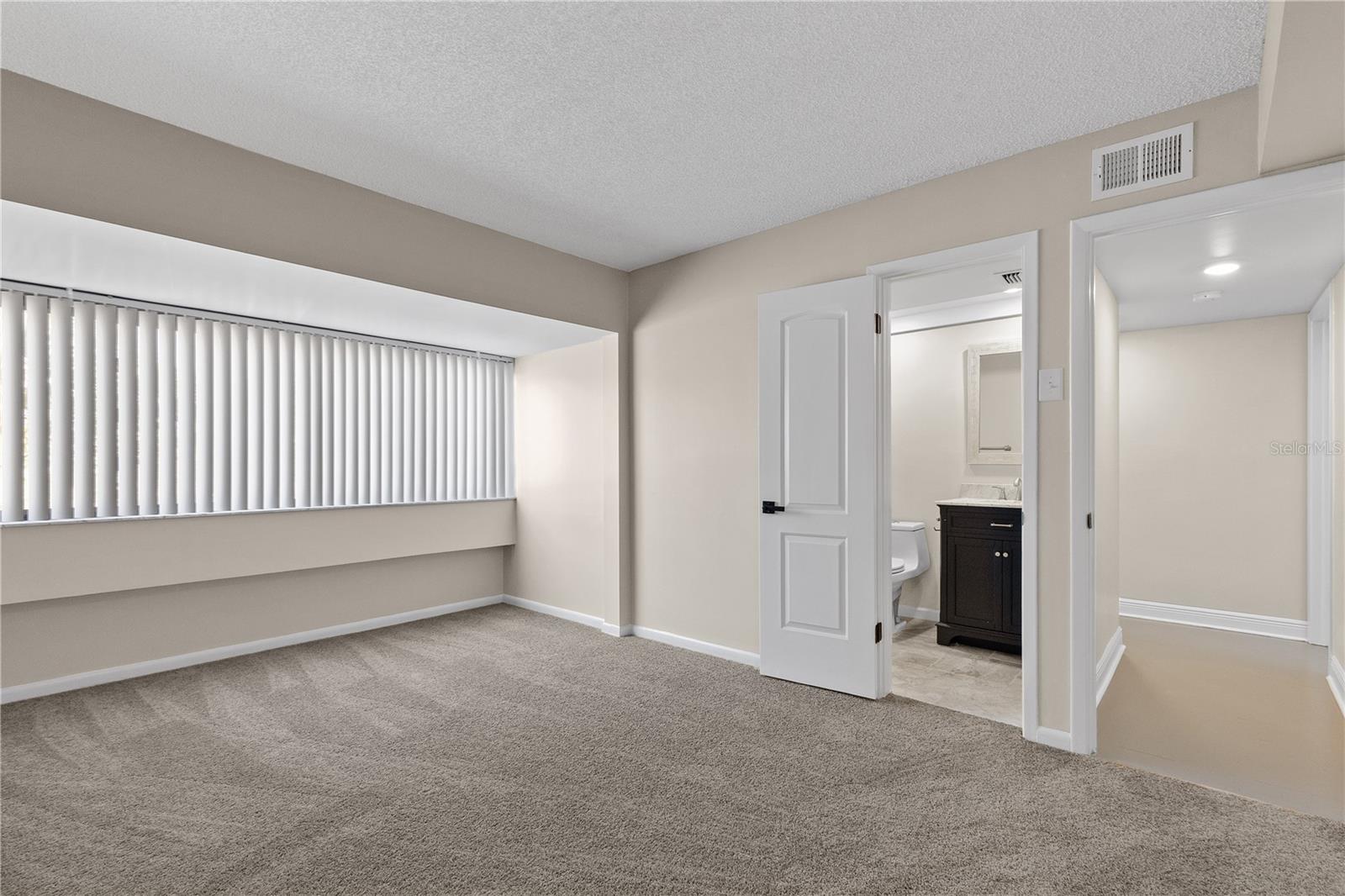 CARROLLWOOD VILLAGE FAIRWAY TO - Residential