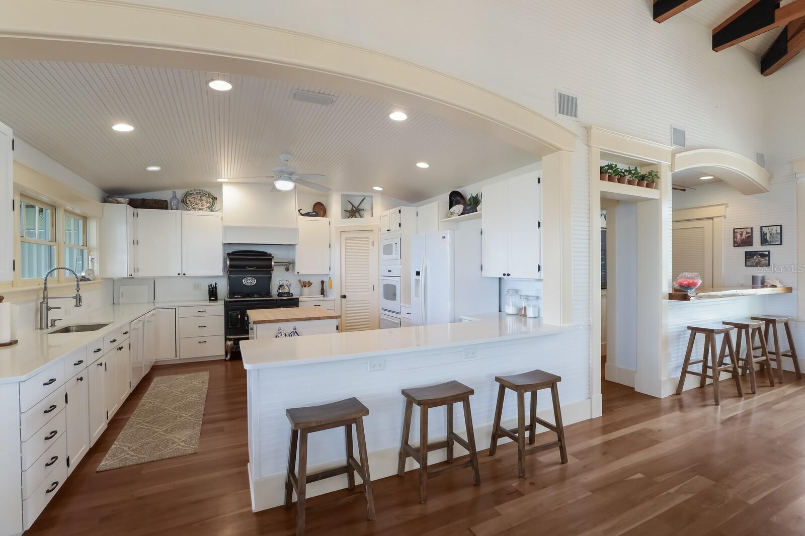 EAST SHORE ACRES - Residential