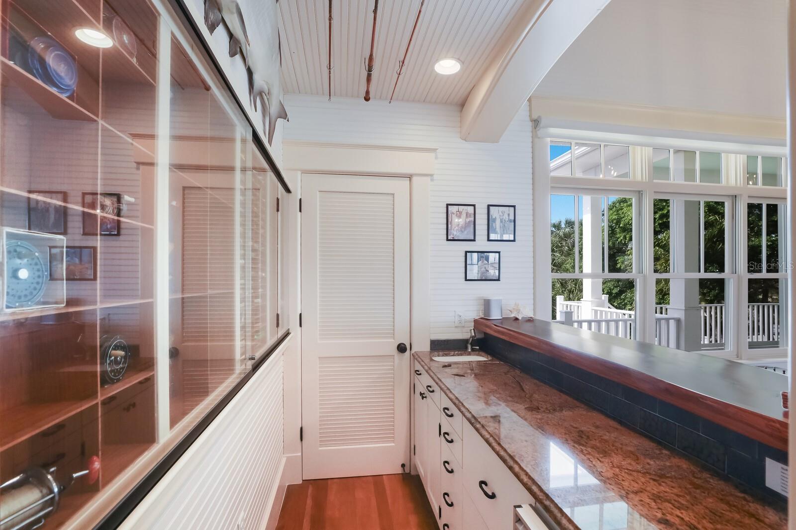 EAST SHORE ACRES - Residential