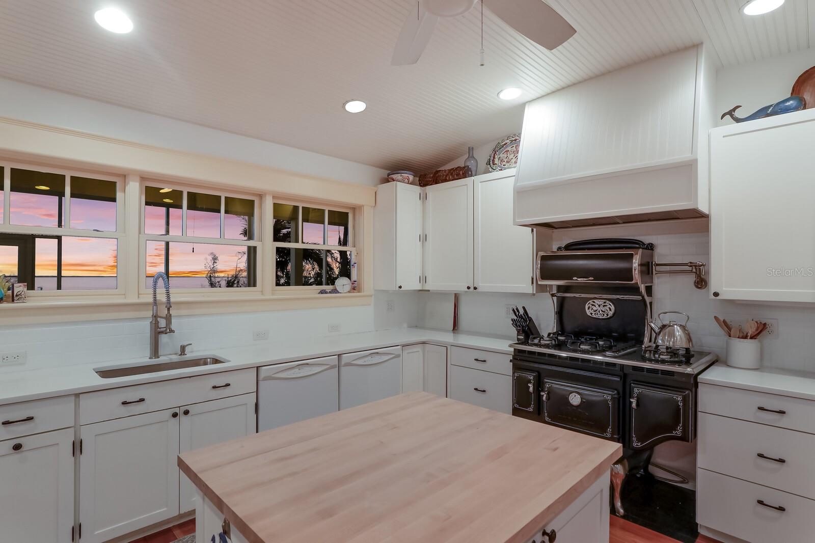 EAST SHORE ACRES - Residential