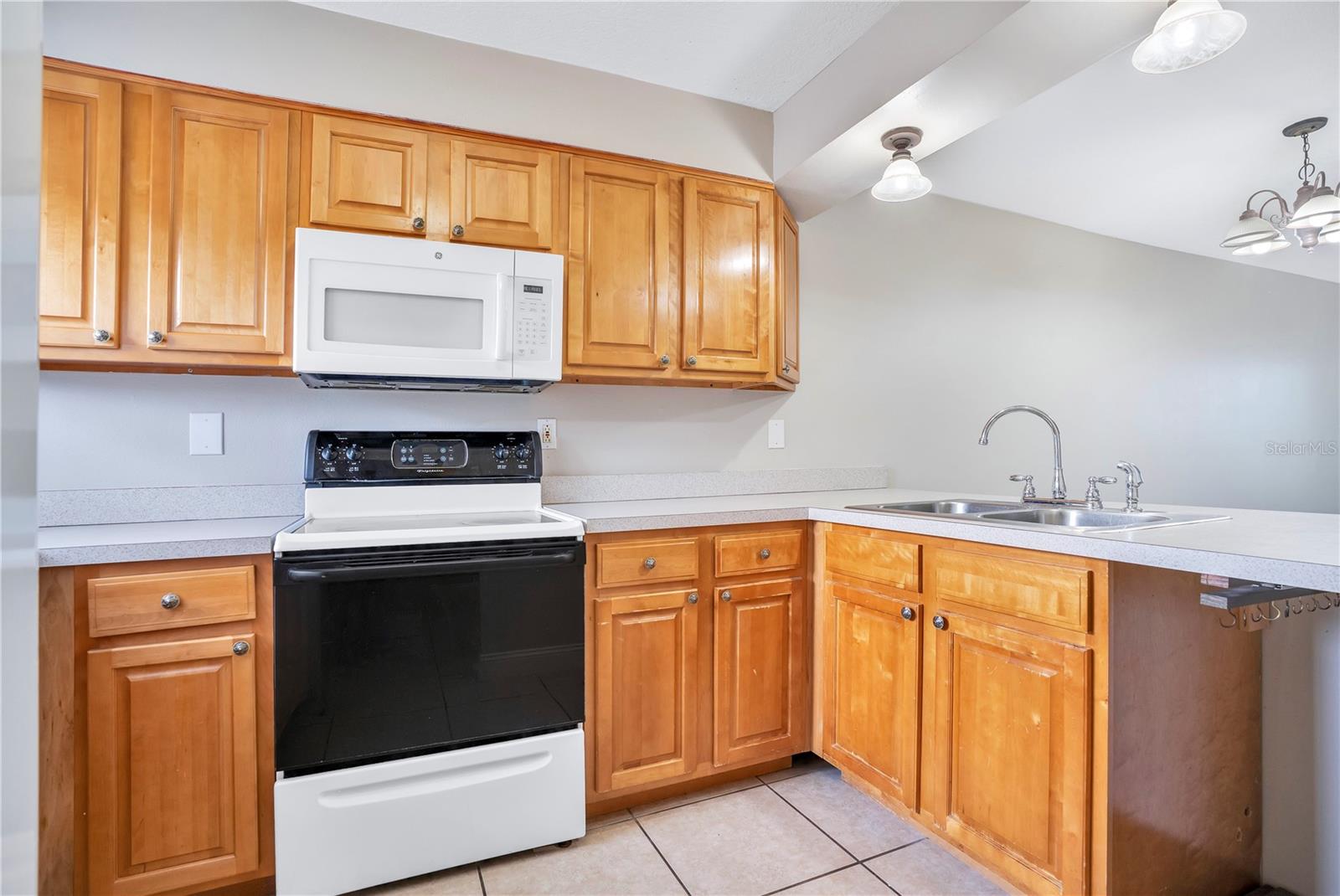 VILLA MARQUIS CONDO - Residential