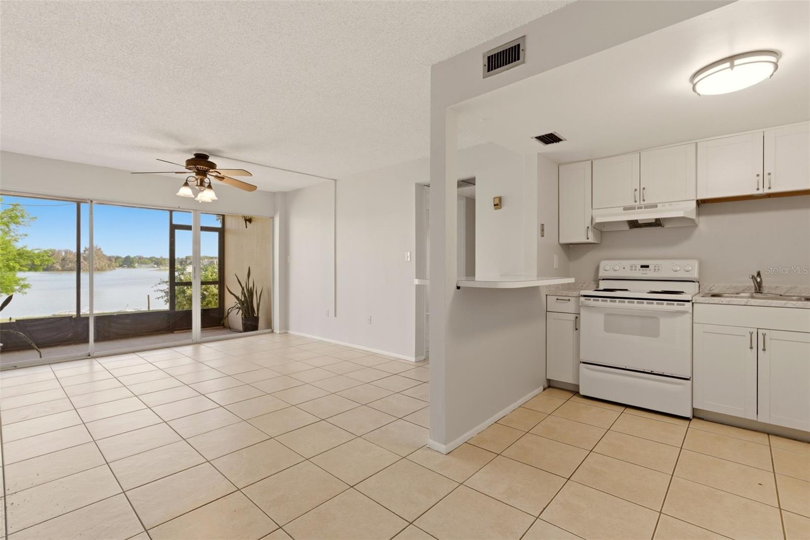 SANDY COVE - Residential