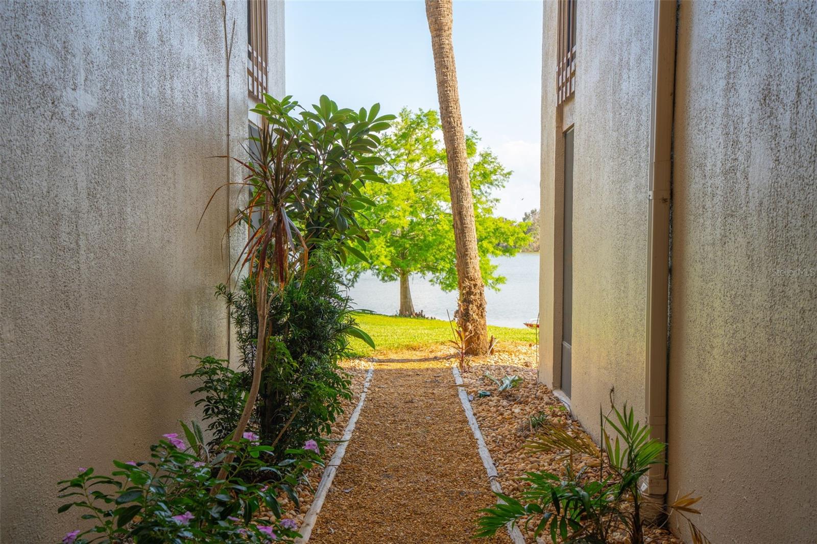 SANDY COVE - Residential