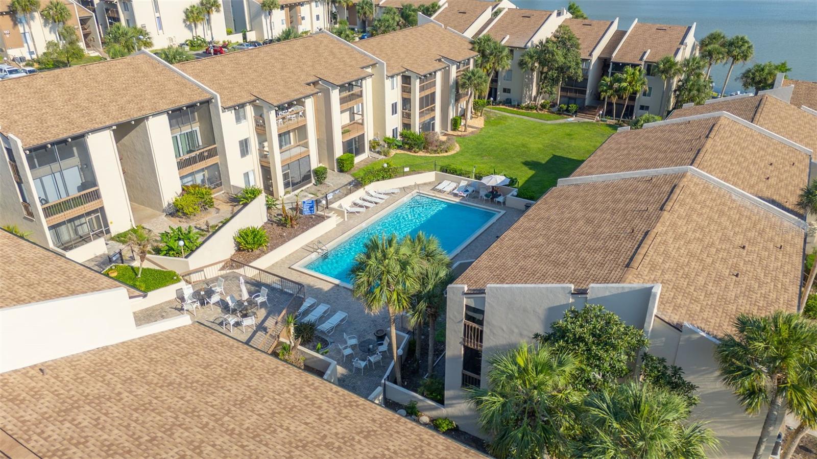 SANDY COVE - Residential
