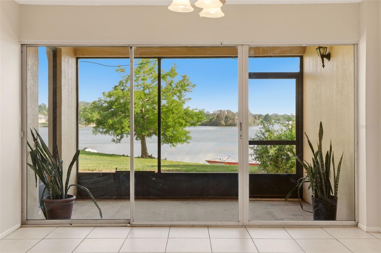 SANDY COVE - Residential