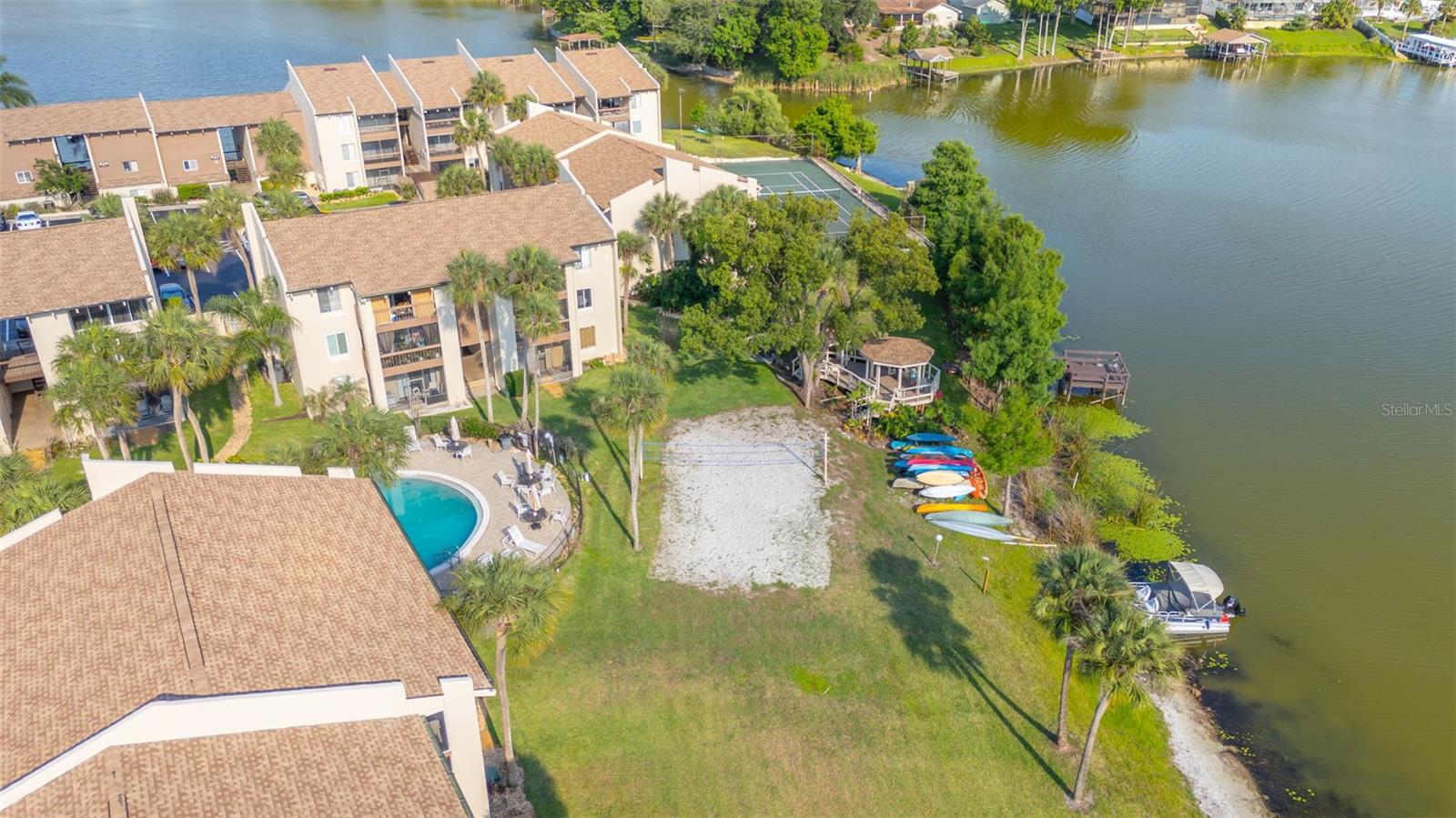 SANDY COVE - Residential