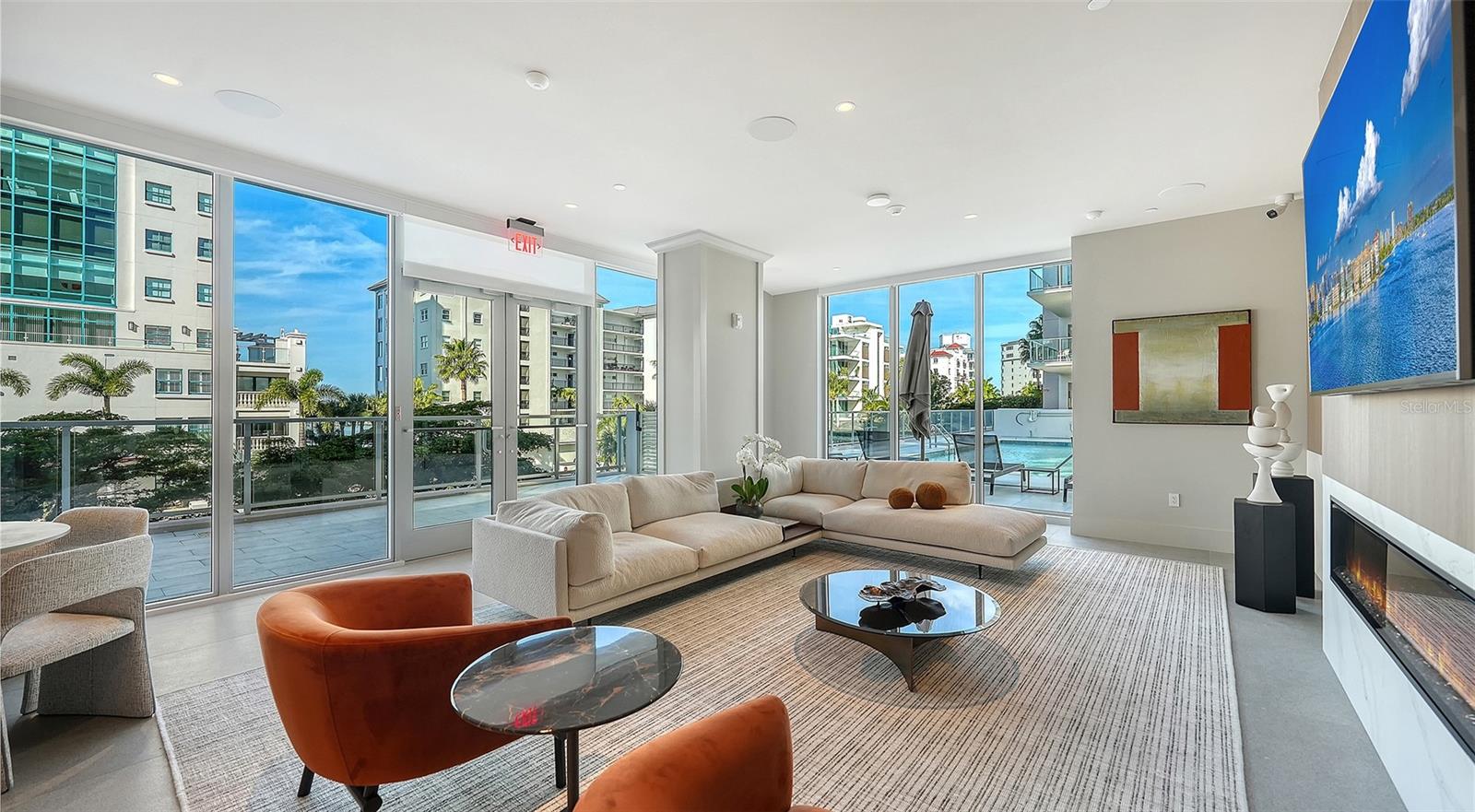 PENINSULA SARASOTA - Residential