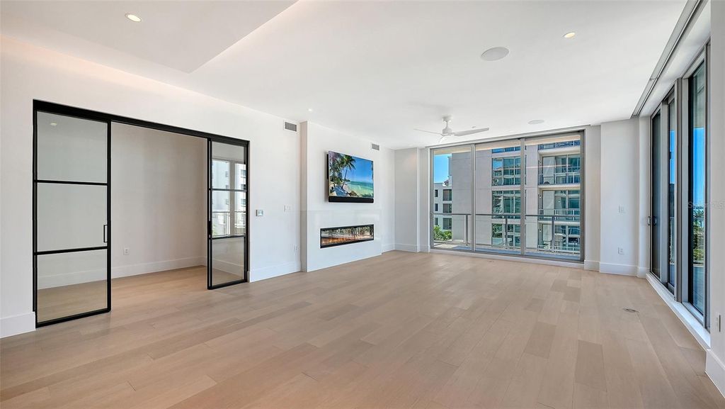 Photo of 253 Golden Gate Point #401, Sarasota, FL 34236 (MLS # A4694319)