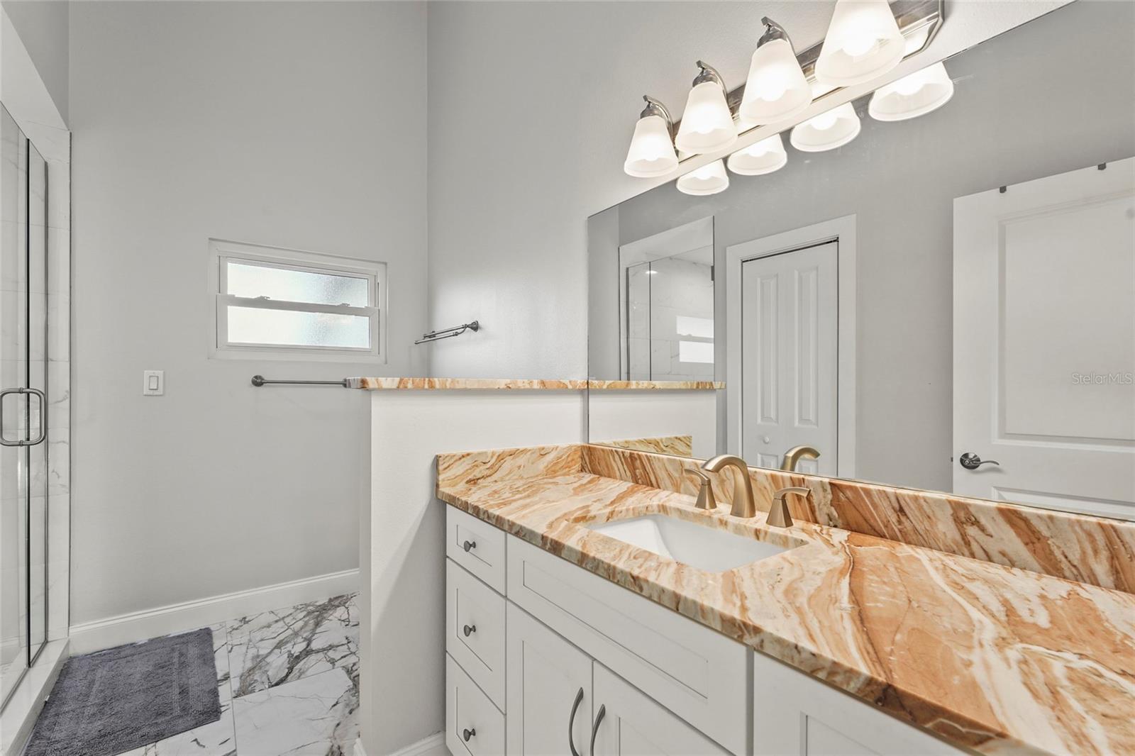 SARASOTA BEACH - Residential