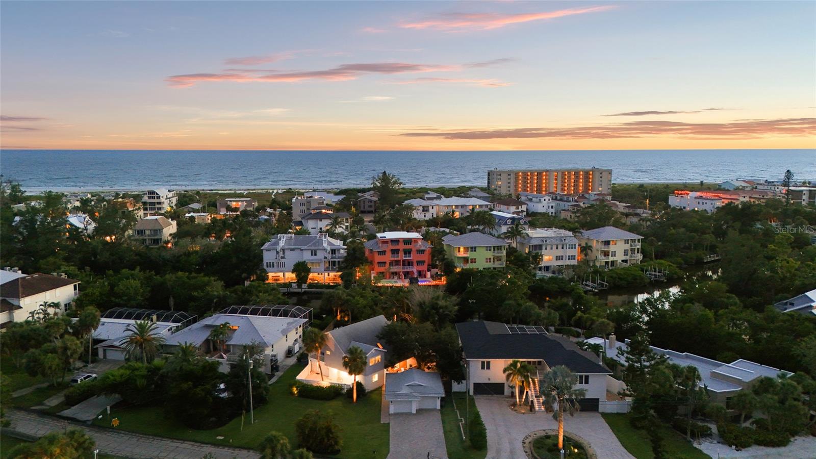 SARASOTA BEACH - Residential