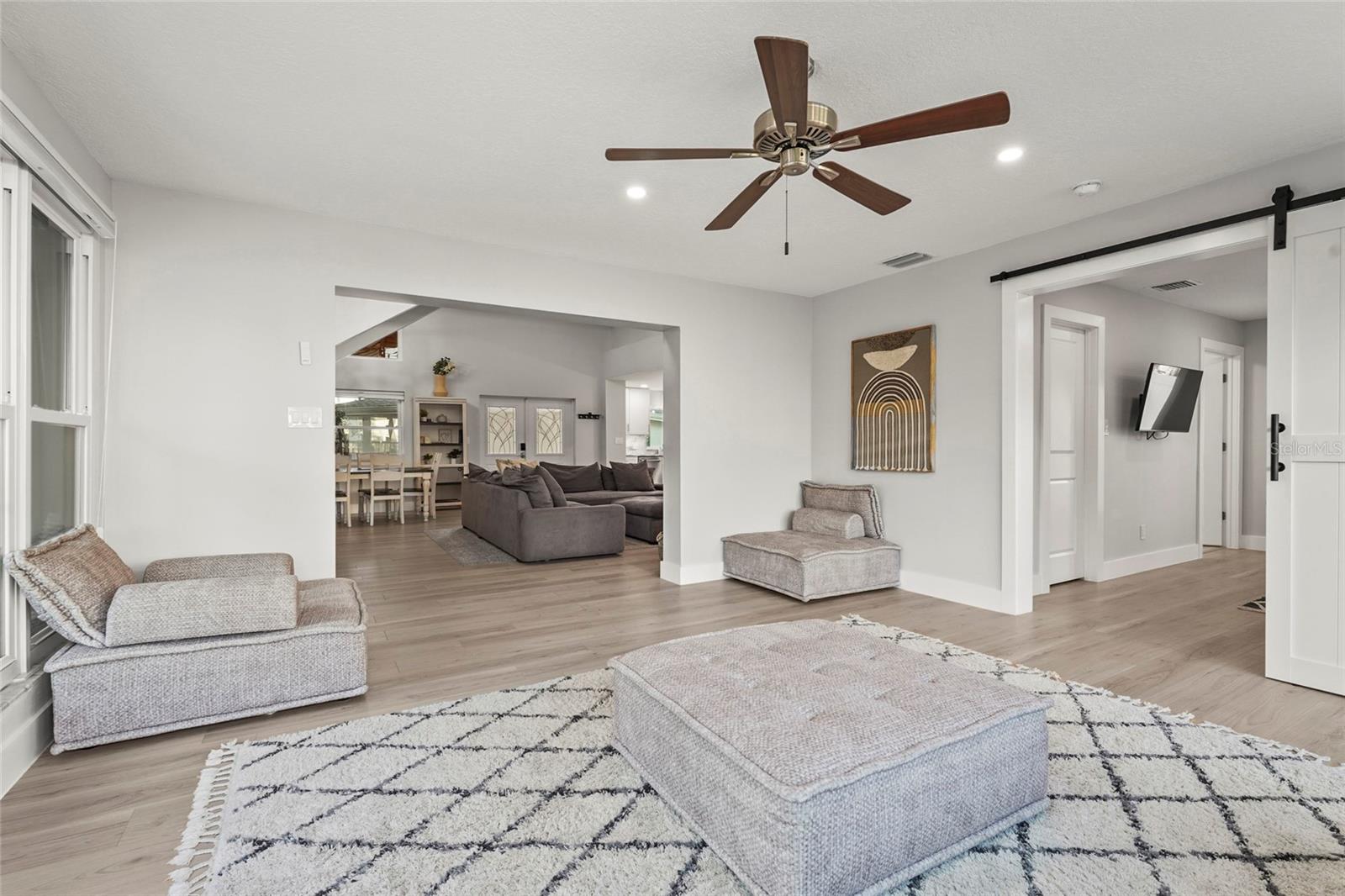 SARASOTA BEACH - Residential