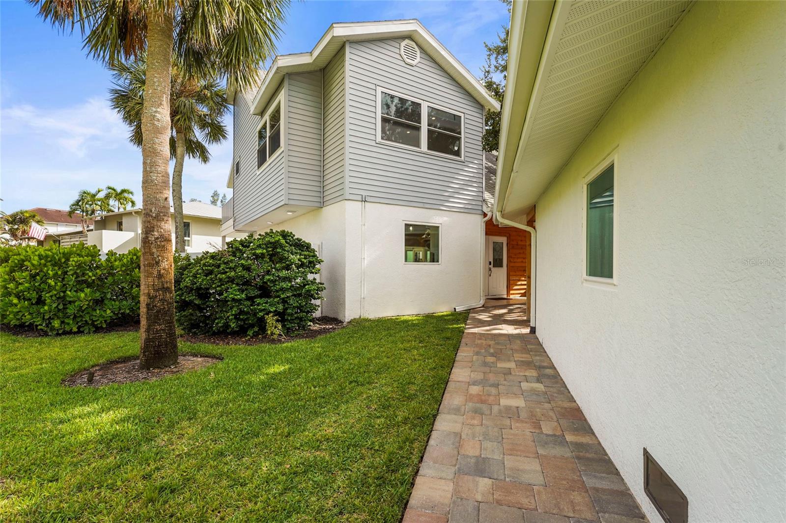 SARASOTA BEACH - Residential